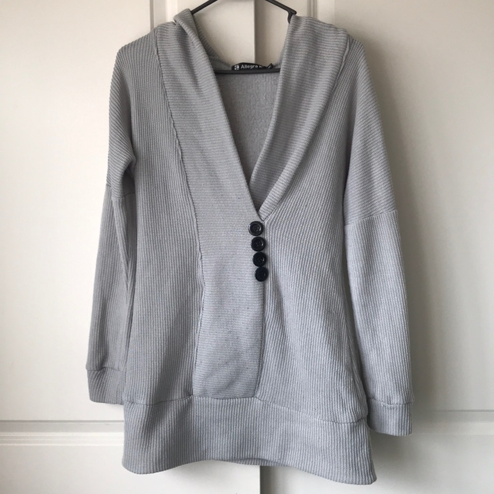 💥SALE💥Button down, hooded sweater